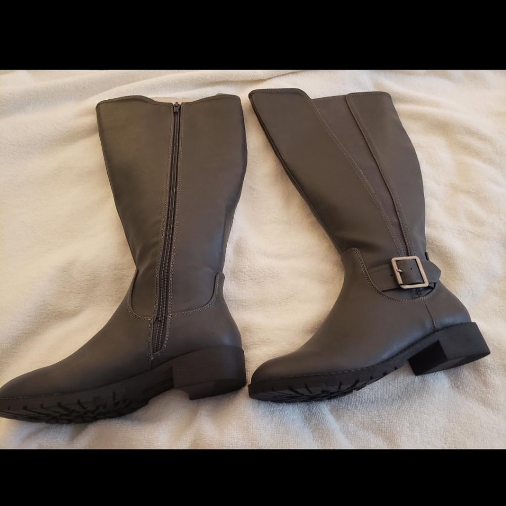 New Comfortview Gray boots